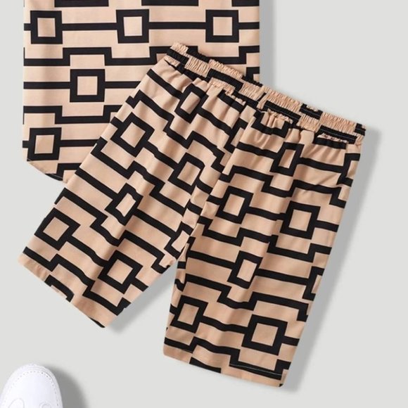 Casual Khaki Geometric Print Men's Shirt & Shorts - Picture 3 of 6